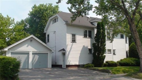 1067 N Winton Rd, Rochester, NY, 14609-6833 | Card Image