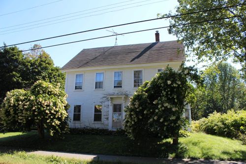 52 Portland St, North Berwick, ME, 03906-6785 | Card Image