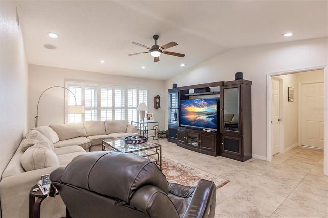 103 Colony Point Dr, House other with 3 bedrooms, 2 bathrooms and null parking in PUNTA GORDA FL | Image 8