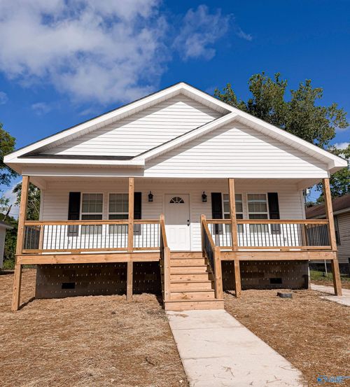 920 Wilson Ave, Gadsden, AL, 35903-1743 | Card Image