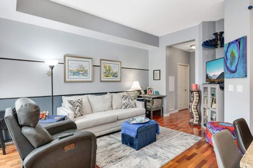 apt-206-500 E Grant St, Minneapolis, MN, 55404-1423 | Card Image