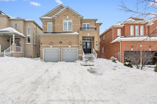 34 Nature Way Cres, East Gwillimbury, ON, L9N0A7 | Card Image