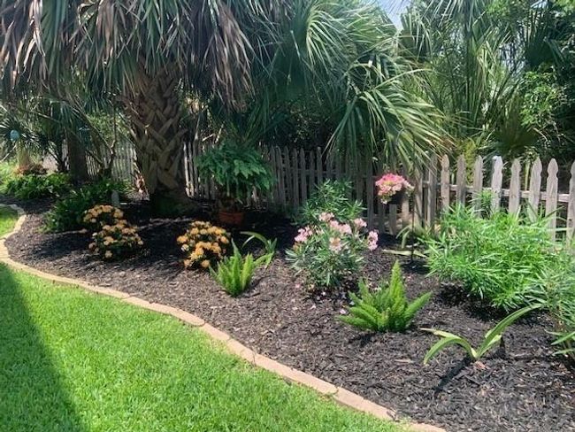 4111 Isla Del Sol, House other with 3 bedrooms, 2 bathrooms and 1 parking in Galveston TX | Image 27