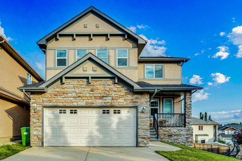 28 Elmont Mews Sw, Calgary, AB, T3H0L8 | Card Image