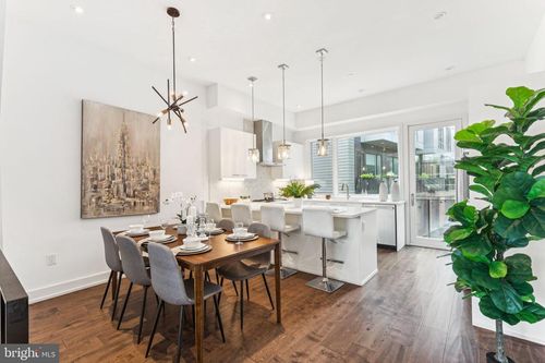 614 N 5th St, PHILADELPHIA, PA, 19123-2802 | Card Image