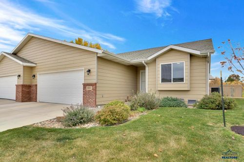 625 Auburn Drive, Rapid City, SD, 57701 | Card Image