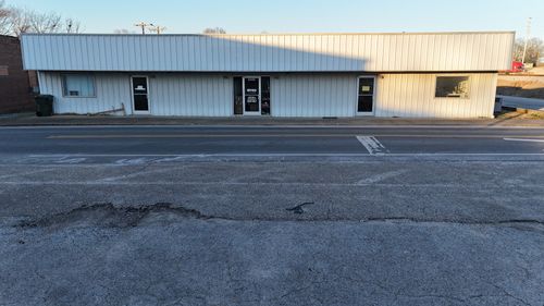 5445 Main St, Trezevant, TN, 38258-4562 | Card Image