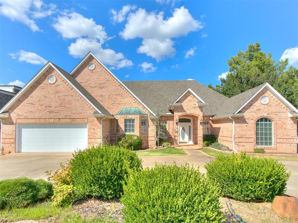 Whispering Oak Dr, Oklahoma City, OK 73130