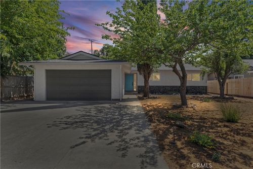 1683 Park View Ln, Chico, CA, 95926-1728 | Card Image