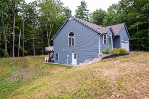 16 Ward Way, Danville, NH, 03819-3043 | Card Image