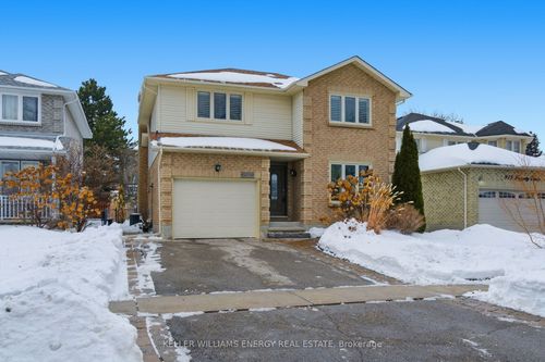 979 Peggoty Cir, Oshawa, ON, L1K2G5 | Card Image