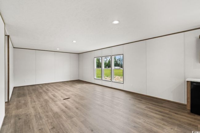 2902 S Highway 41 A, House other with 3 bedrooms, 2 bathrooms and 4 parking in Marion SC | Image 8