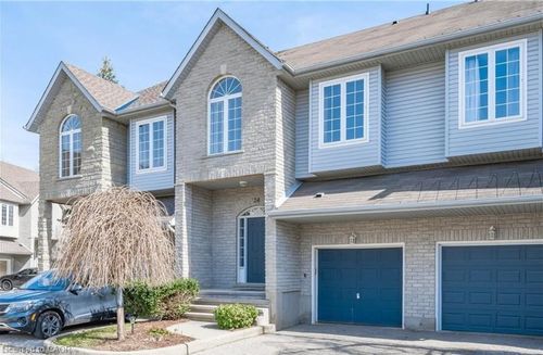 24-460 Woolwich St, Waterloo, ON, N2K4G8 | Card Image