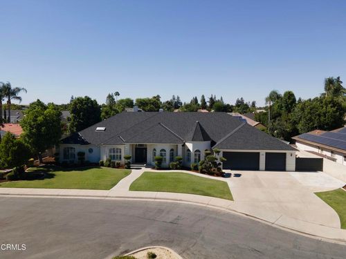 9100 Saint Cloud Lane, Bakersfield, CA, 93311 | Card Image