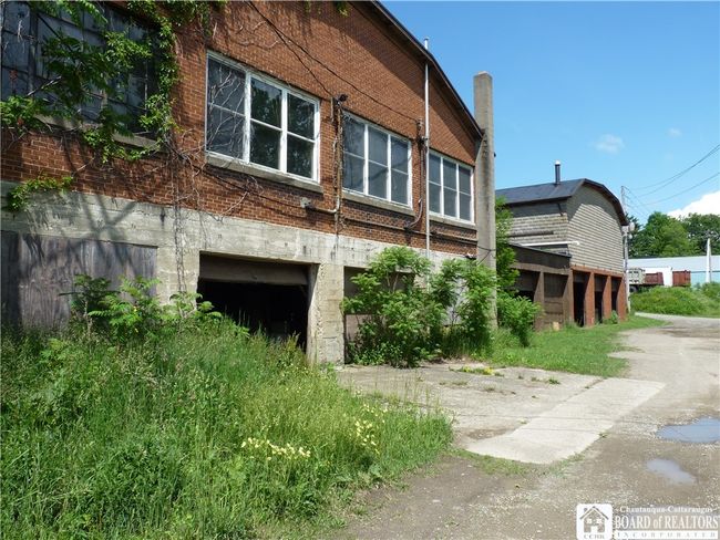 124 E Main St, Home with 0 bedrooms, 0 bathrooms and 5 parking in Sherman NY | Image 27