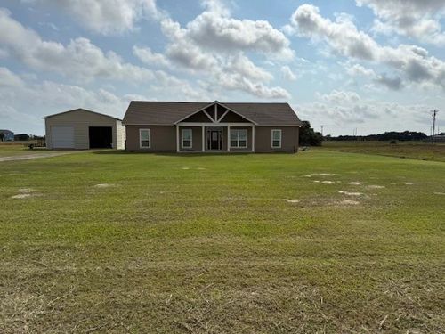 50 Dewberry Ln, Seadrift, TX, 77983-4130 | Card Image