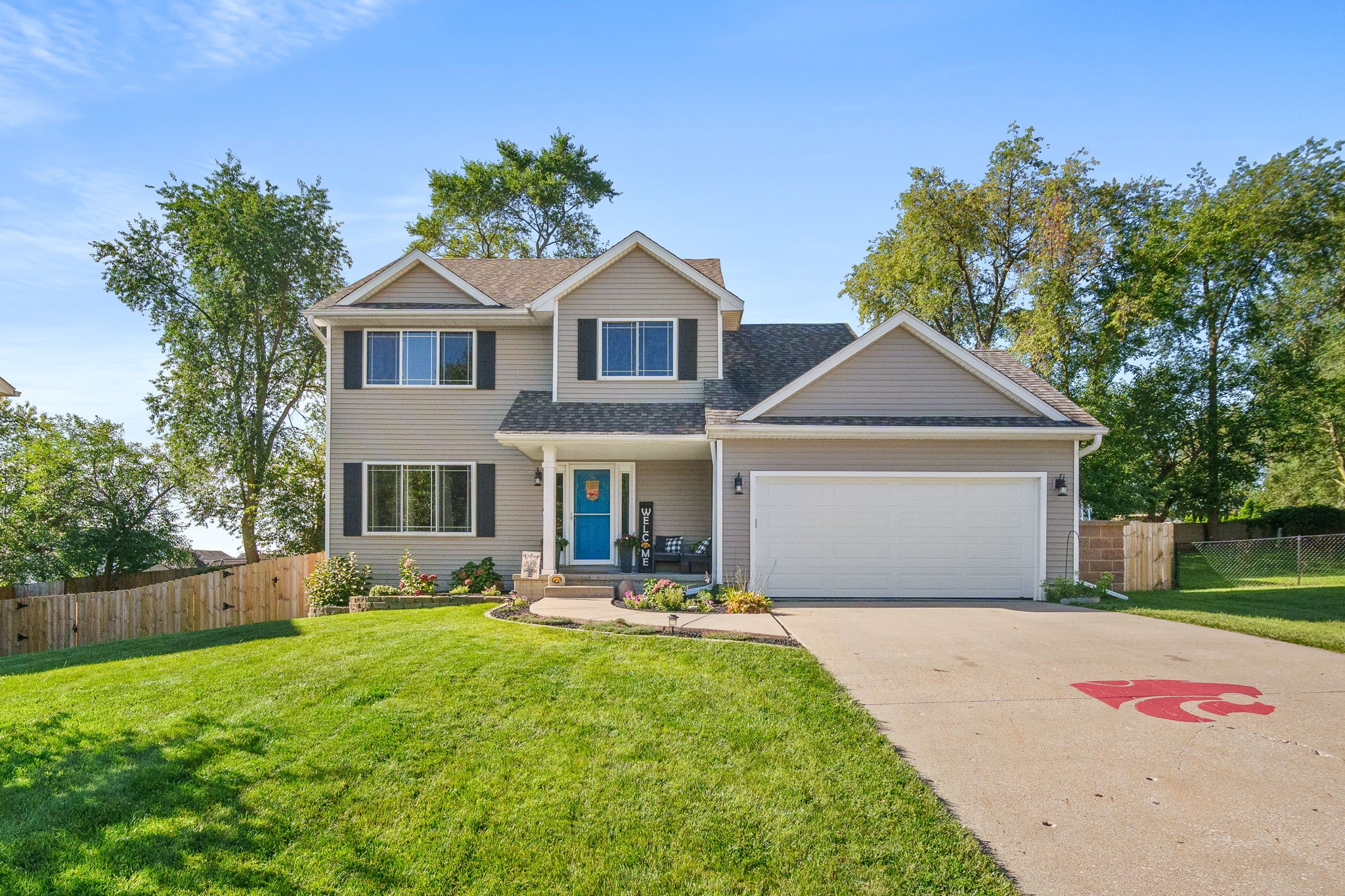 Diehl Ave, Des Moines, IA 50320