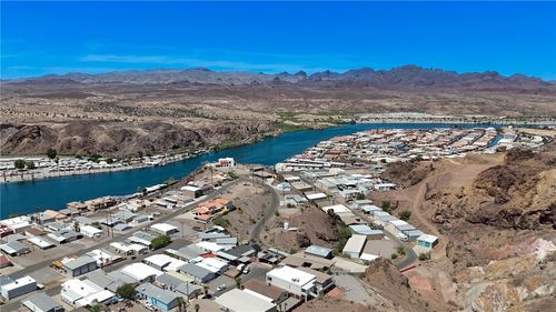 9418 Hilltop Dr, Parker, AZ, 85344-7021 | Card Image