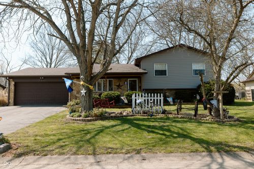 7416 Troon Dr, Indianapolis, IN, 46237-9641 | Card Image