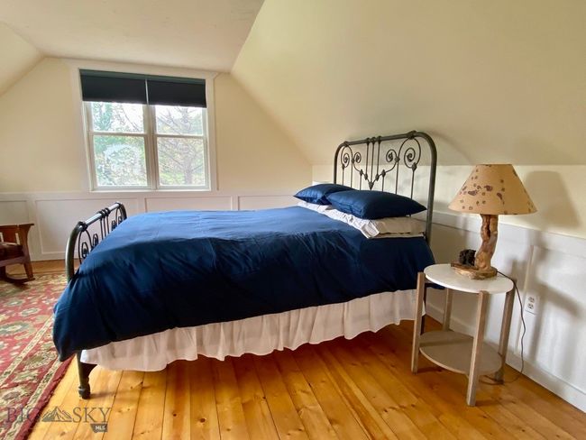 Grizzly Meadows Cottage Bedroom 1 | Image 30