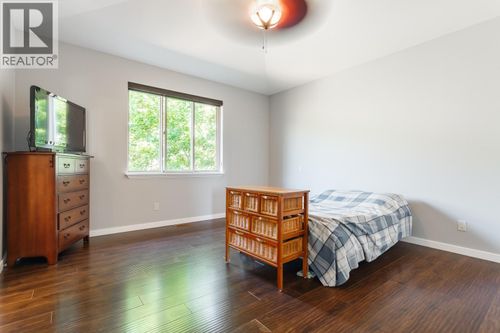 2538 Copper Ridge Dr, House with 5 bedrooms, 3 bathrooms and 8 parking in West Kelowna BC | Card Image