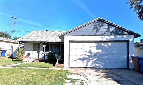 2305 Sandy, Bakersfield, CA, 93306 | Card Image