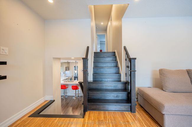 4 Simmons Blvd, House other with 5 bedrooms, 4 bathrooms and 3 parking in Brampton ON | Image 21