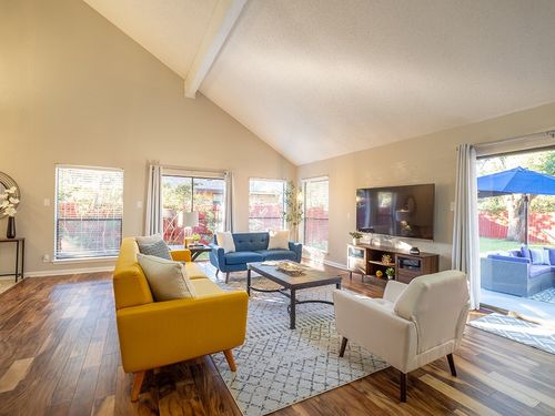 11618 Sherwood Frst, Austin, TX, 78759-4305 | Card Image