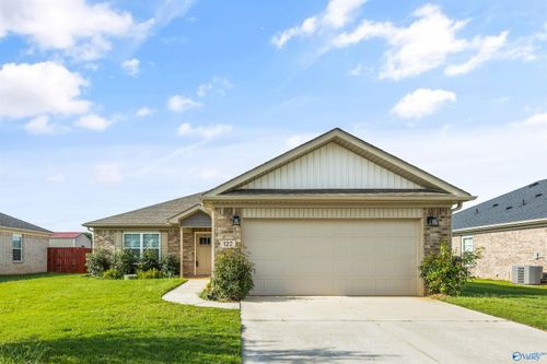 122 Domingues Ave, Meridianville, AL, 35759-3801 | Card Image