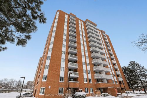 405-15 Sewells Rd, Scarborough, ON, M1B3V7 | Card Image