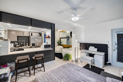 apt-7-1060 Pennsylvania Ave, Miami Beach, FL, 33139-4950 | Card Image