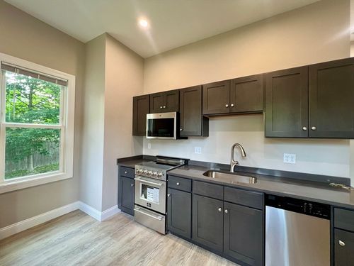 c-58 Mineral St, Reading, MA, 01867-2328 | Card Image