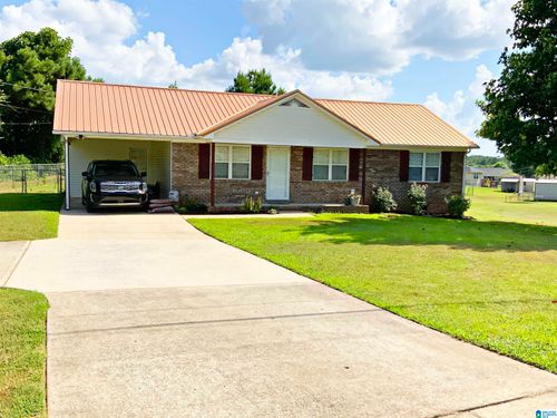 2016 Peaceburg Rd, Weaver, AL, 36277-4647 | Card Image