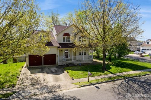 9 Keith Ln, Burlngtn Twp, NJ, 08016-4118 | Card Image