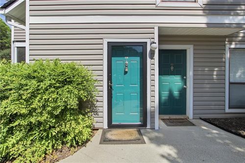 1107 Wynnes Ridge Cir Se, Marietta, GA, 30067-6042 | Card Image