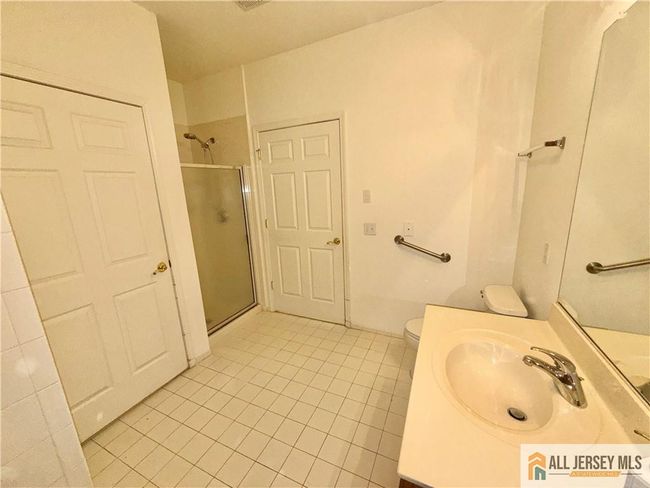 APT-211 - 540 Cranbury Rd, Townhouse with 1 bedrooms, 1 bathrooms and null parking in East Brunswick NJ | Image 14