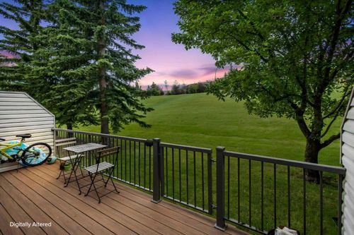 17 Patina Pk Sw, Calgary, AB, T3H3E1 | Card Image