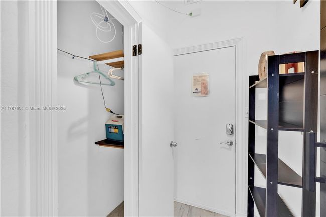 APT-136 - 255 W 24 Th St, Condo with 0 bedrooms, 1 bathrooms and null parking in Miami FL | Image 5