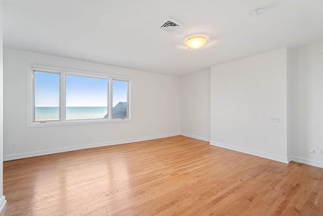 7515 N Beach Drive, House other with 4 bedrooms, 4 bathrooms and null parking in Fox Point WI | Image 27