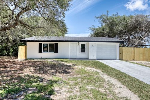 612 S 9th St, Aransas Pass, TX, 78336-3927 | Card Image