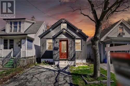 10 Alice St, Hamilton, ON, L8H4R1 | Card Image