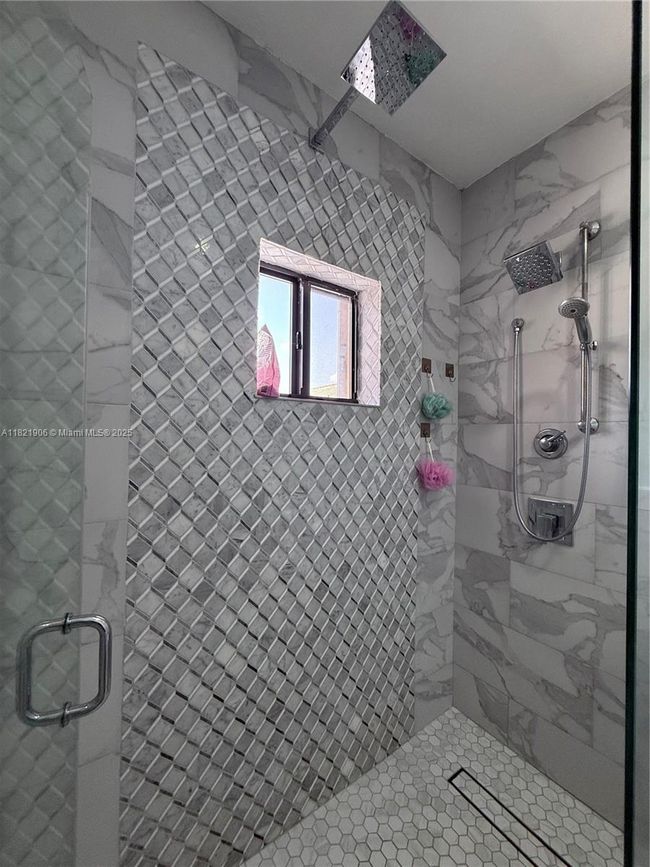 UNIT-119 - 11115 W Okeechobee Rd, Condo with 3 bedrooms, 3 bathrooms and null parking in Hialeah Gardens FL | Image 19