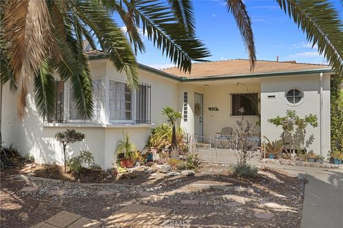 634 Quincy Ave, Long Beach, CA, 90814-1817 | Card Image