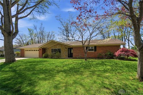 4623 Woodwell Dr, Dayton, OH, 45440-1927 | Card Image