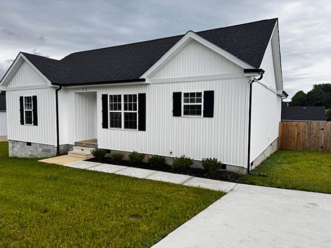 62 Modena Pl, House other with 3 bedrooms, 2 bathrooms and null parking in Decherd TN | Image 14
