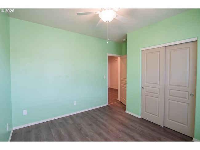 1067 S 55 Th St, House other with 3 bedrooms, 2 bathrooms and 2 parking in Springfield OR | Image 23
