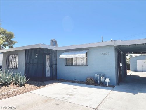 2300 Santa Clara Dr, Las Vegas, NV, 89104-2621 | Card Image