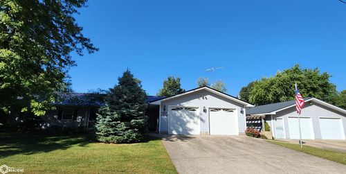 201 N Chestnut St, Winfield, IA, 52659-9591 | Card Image