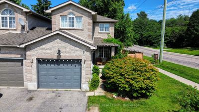 2 Pass Crt, Home with 3 bedrooms, 3 bathrooms and 3 parking in Barrie ON | Image 3