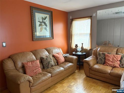 41 Watsessing Avenue, Belleville, NJ, 07109 | Card Image